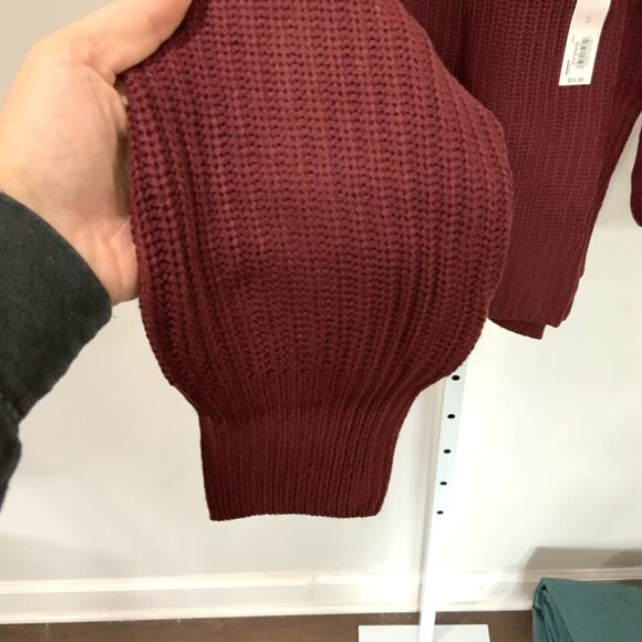 NWT! Maroon Balloon Sleeve Crew Neck Sweater By SO (Sonoma) Size Small - Picture 2 of 7